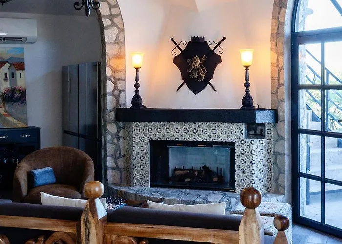 Castle With Rooftop Sea Views Villa Cabo San Lucas