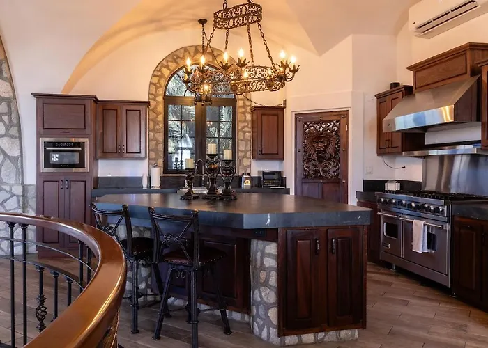 Castle With Rooftop Sea Views * Cabo San Lucas