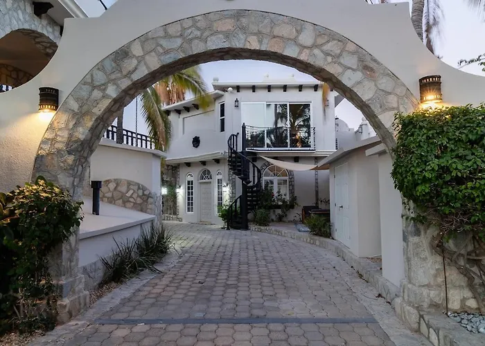 Castle With Rooftop Sea Views Cabo San Lucas