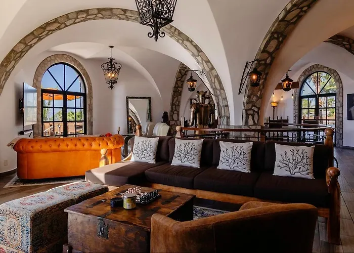 Villa Castle With Rooftop Sea Views