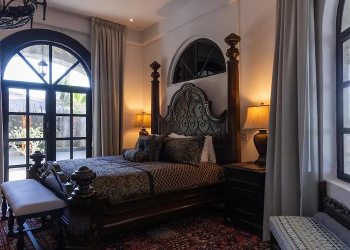 Castle With Rooftop Sea Views Cabo San Lucas