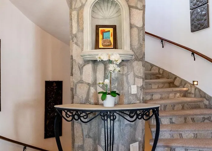Castle With Rooftop Sea Views *